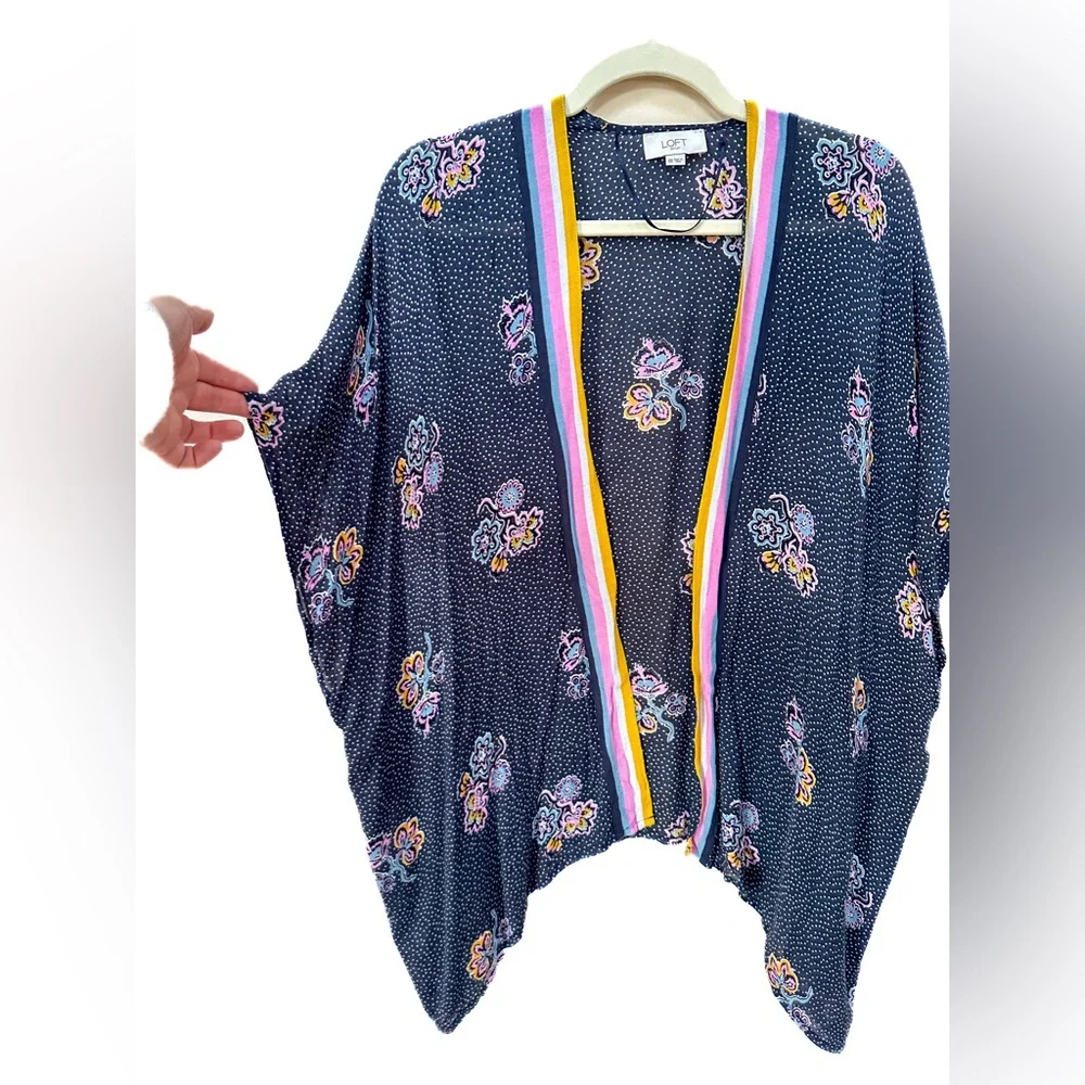 LOFT Kimono, lightweight, navy blue with dots and flowers, sewn arm holes
